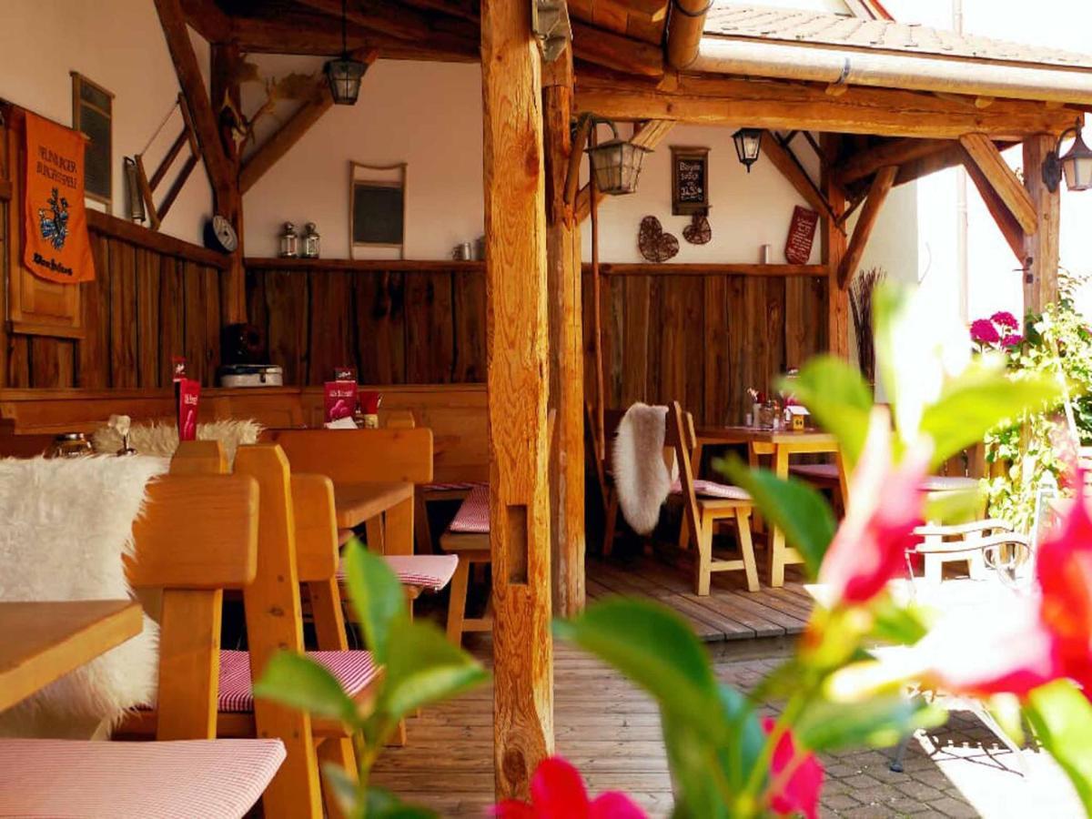Da'Sporrer Hotel & Wirtshaus Neunburg vorm Wald Buitenkant foto