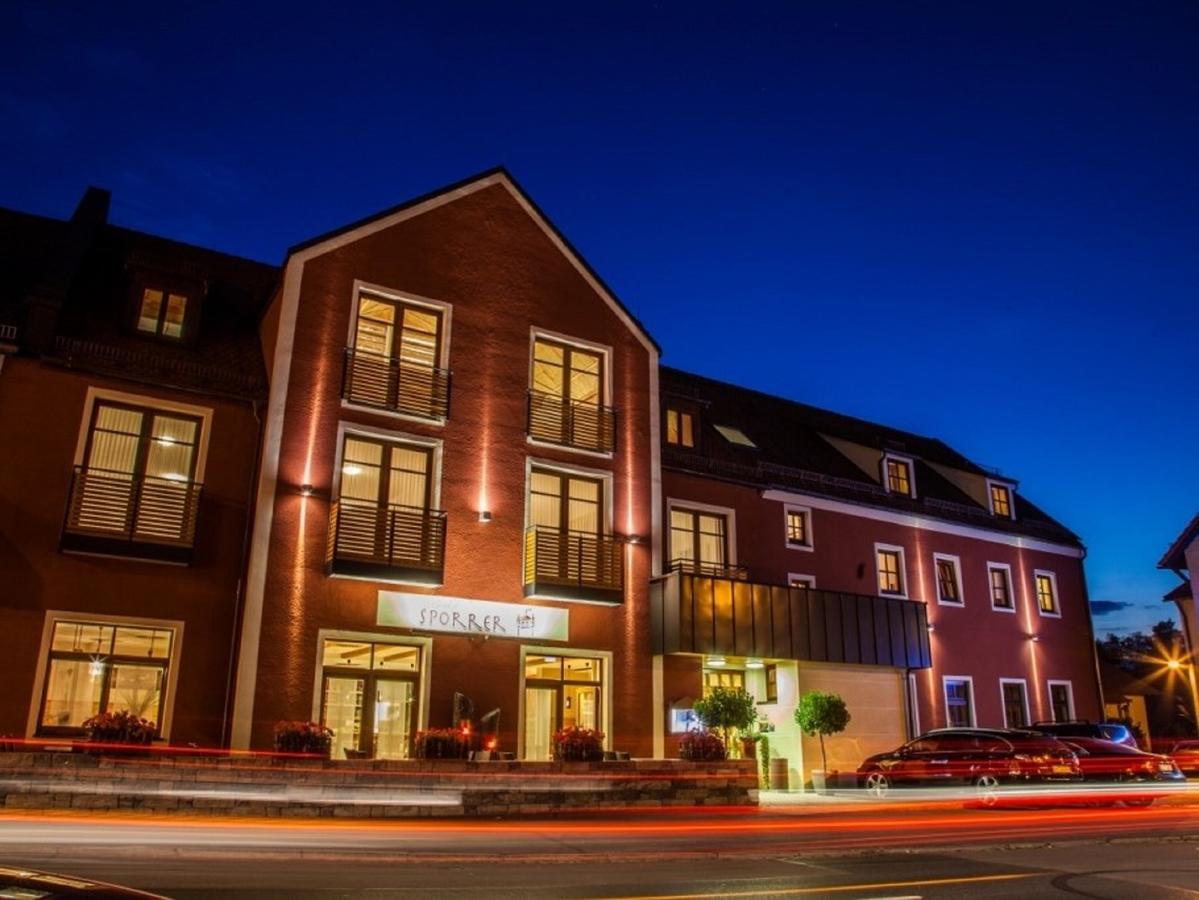 Da'Sporrer Hotel & Wirtshaus Neunburg vorm Wald Buitenkant foto